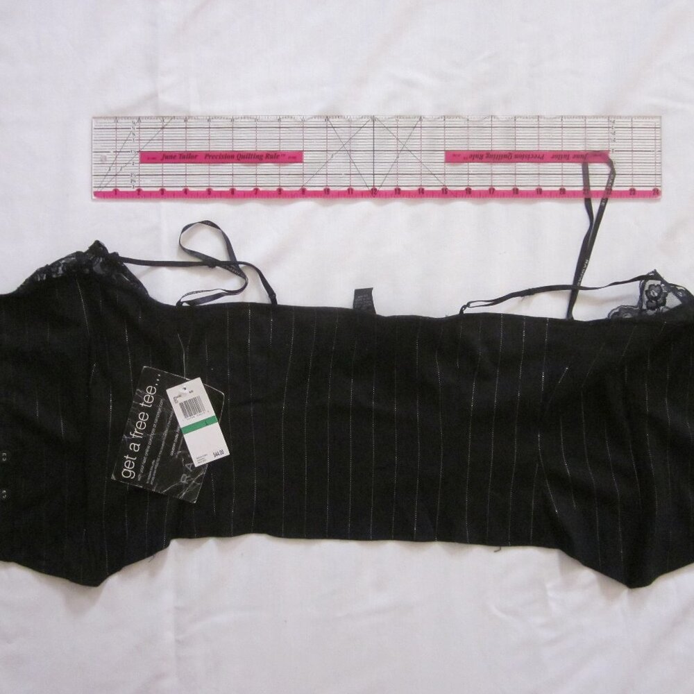 NWT Rampage Pinstripe and Lace Top - Jr's sz L - Picture 6 of 12